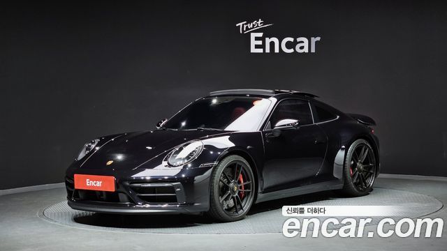 Porsche 911 (992)