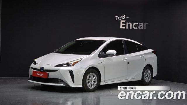 Toyota Prius 4th Gen