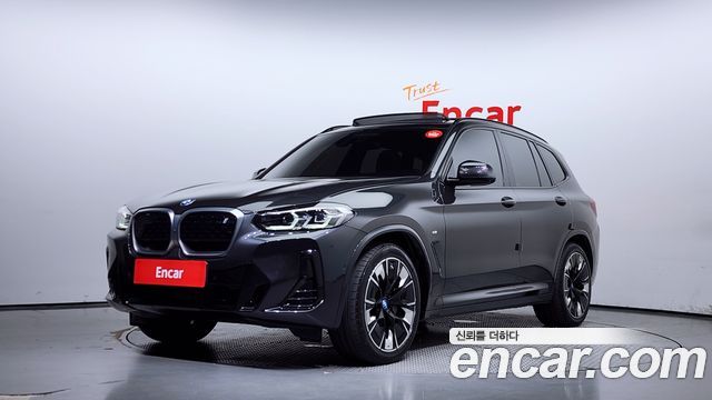 BMW iX3