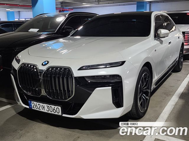 BMW 7 Series (G70)
