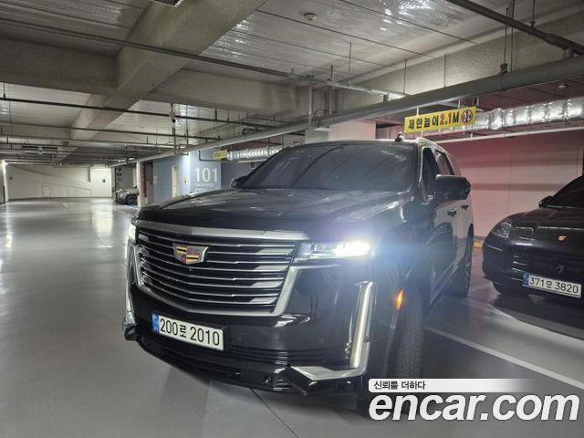 Cadillac Escalade 5th Gen