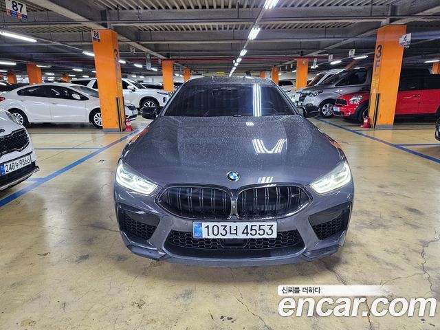BMW M8 (G15)