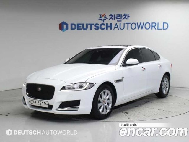 Jaguar XF (X260)