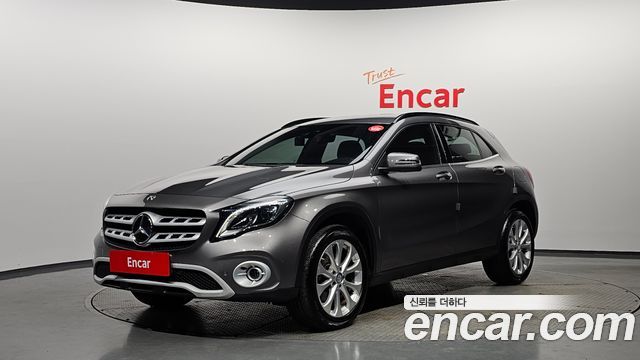 Mercedes-Benz GLA-Class X156