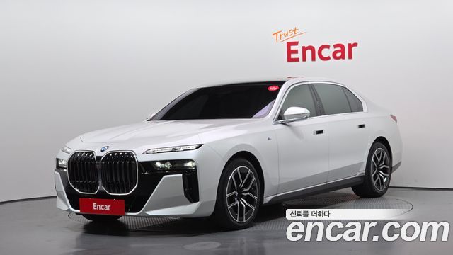 BMW 7 Series (G70)