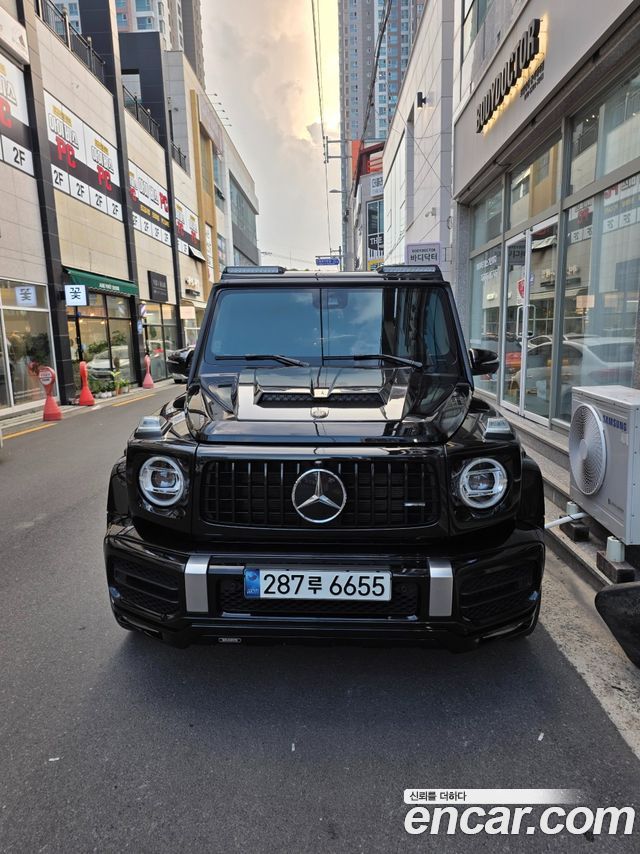 Mercedes-Benz G-Class W463b
