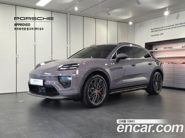 Porsche 마칸 EV