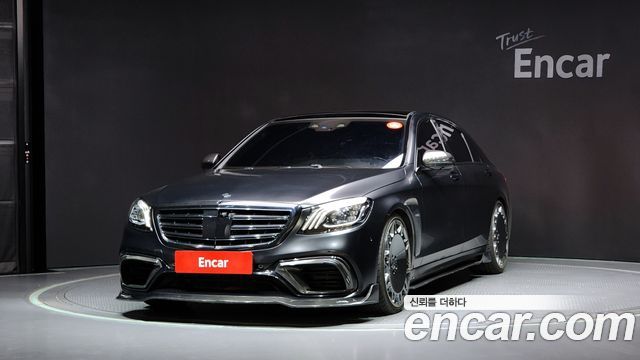 Mercedes-Benz S-Class W222