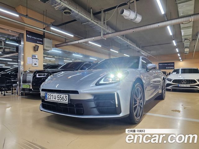 Porsche Panamera (972)
