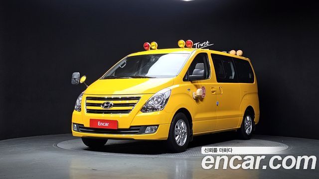 Hyundai Grand Starex