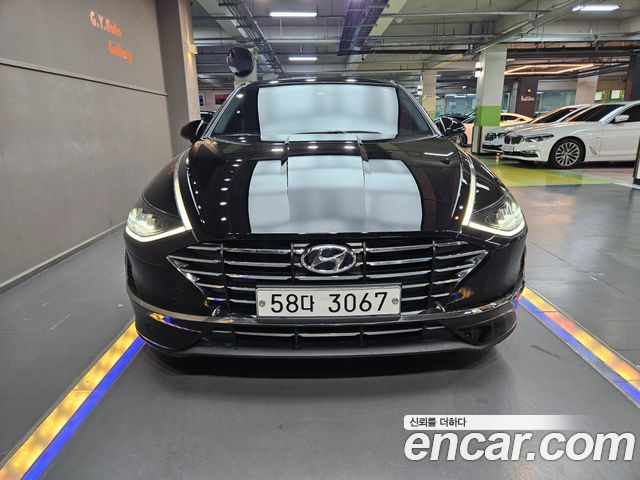 Hyundai Sonata (DN8)