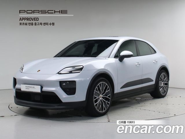 Porsche 마칸 EV