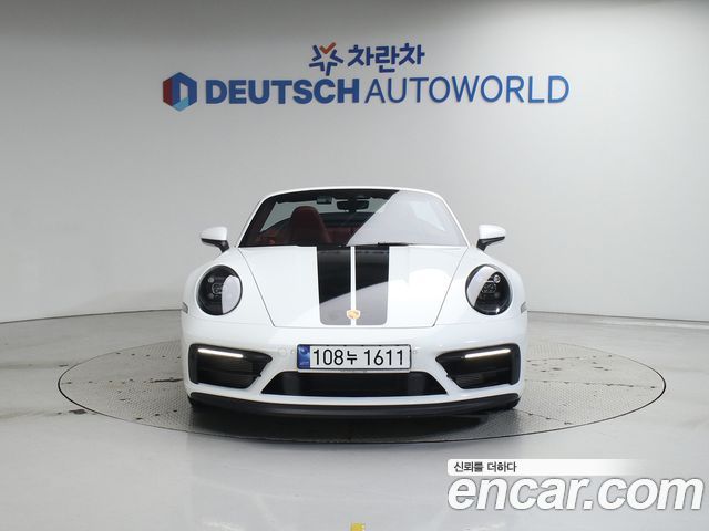 Porsche 911 (992)