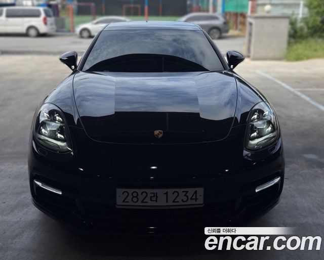 Porsche Panamera (971)