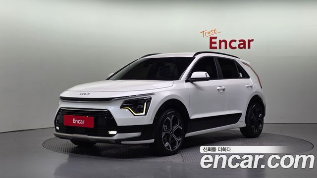 Kia The all new Niro