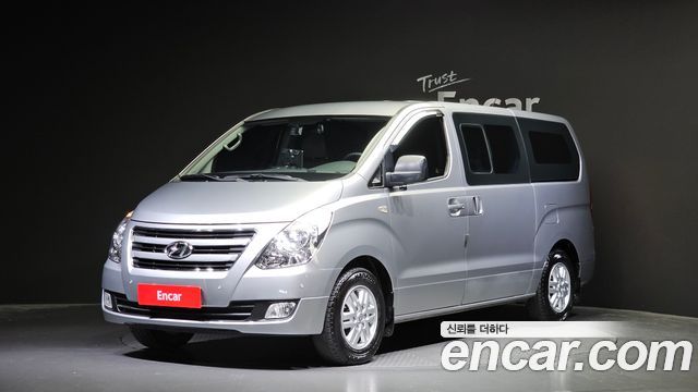 Hyundai Grand Starex