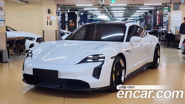 Porsche Taycan