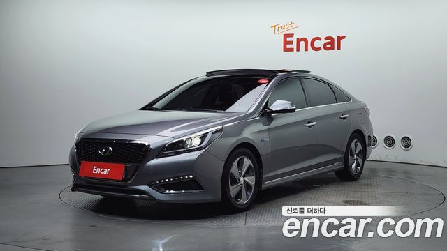 Hyundai LF Sonata Hybrid