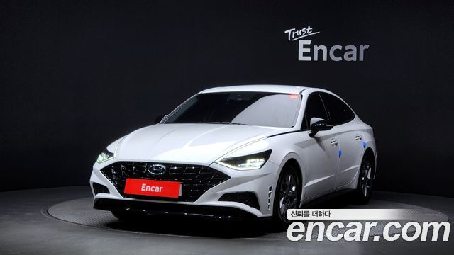 Hyundai Sonata (DN8)