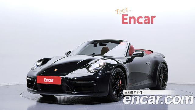 Porsche 911 (992)