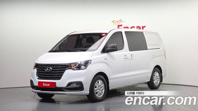 Hyundai The New Grand Starex