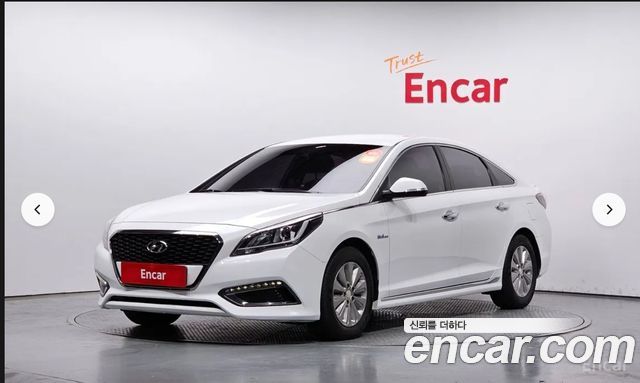 Hyundai LF Sonata Hybrid