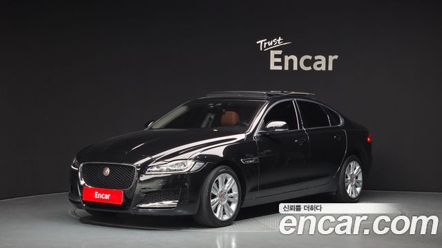 Jaguar XF (X260)
