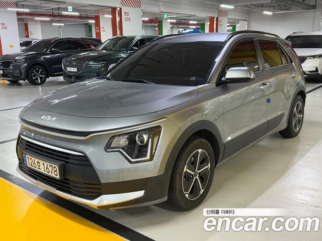 Kia The all new Niro