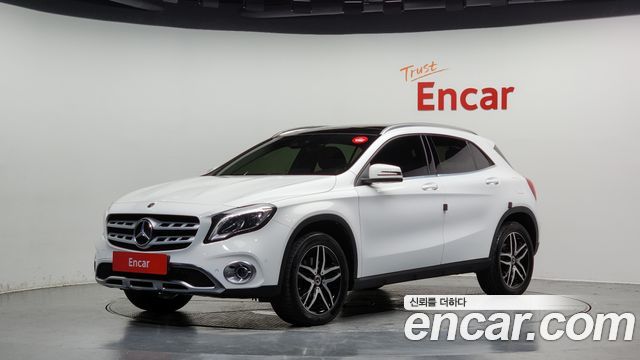 Mercedes-Benz GLA-Class X156