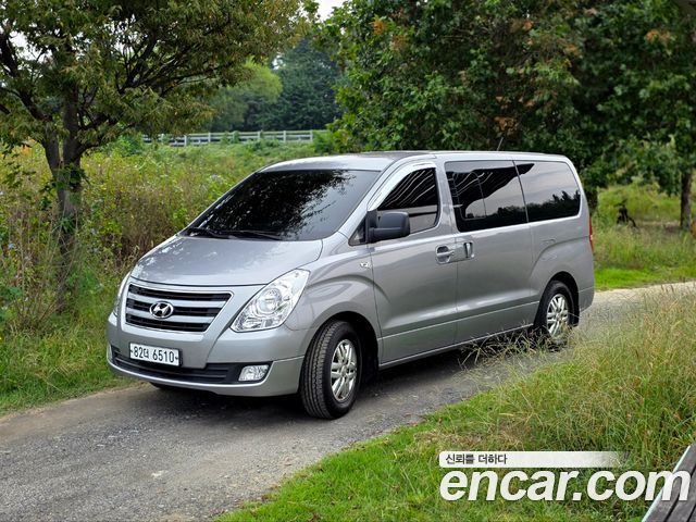 Hyundai Grand Starex