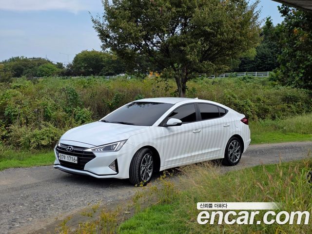 Hyundai The New Avante AD