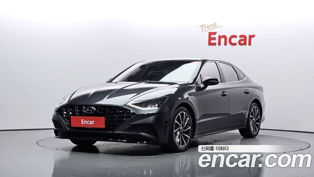 Hyundai Sonata (DN8)