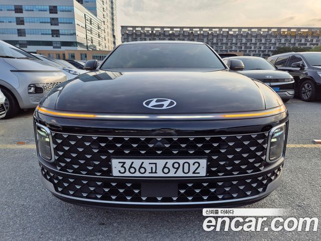 Hyundai Grandeur (GN7)
