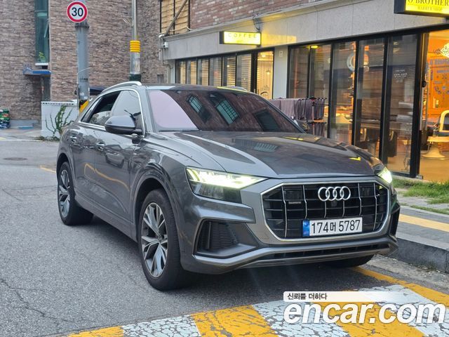 Audi Q8 (4M)