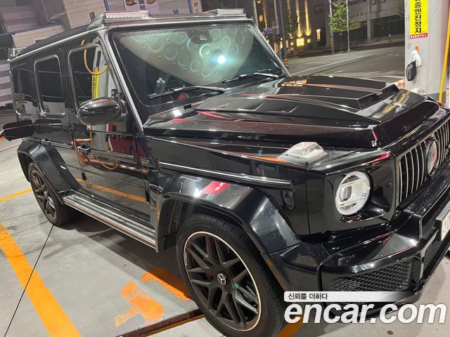 Mercedes-Benz G-Class W463b