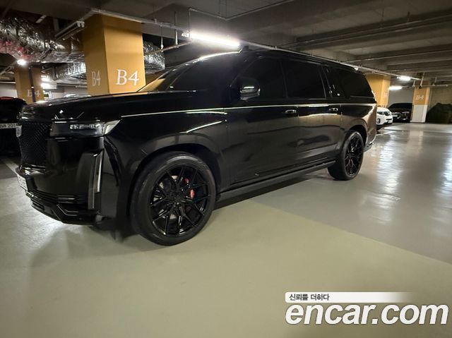 Cadillac Escalade 5th Gen