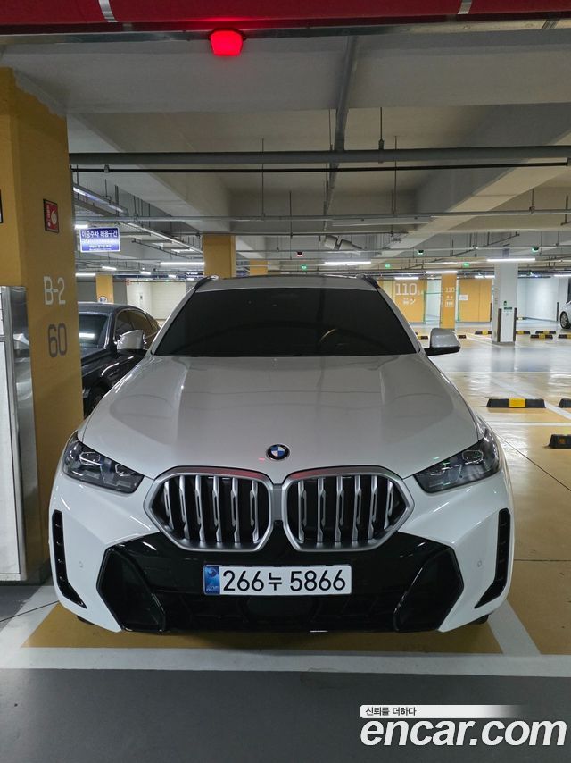 BMW X6 (G06)