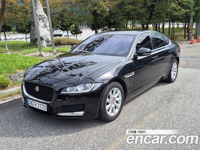 Jaguar XF (X260)