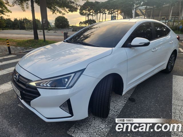 Hyundai The New Avante AD