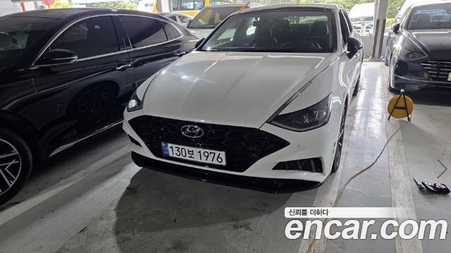 Hyundai Sonata (DN8)