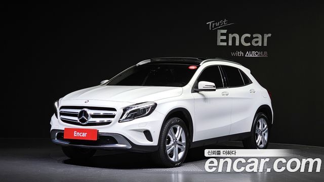 Mercedes-Benz GLA-Class X156