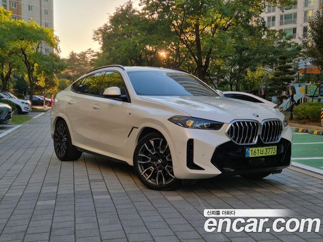 BMW X6 (G06)