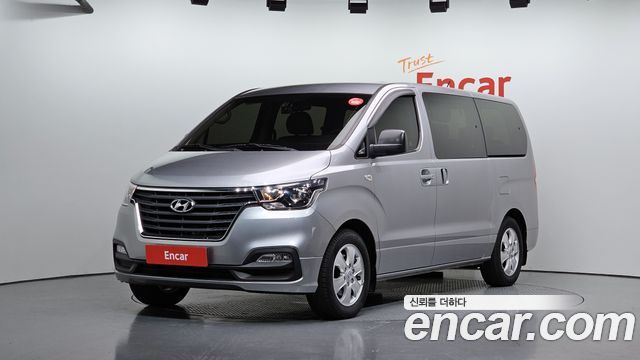 Hyundai The New Grand Starex