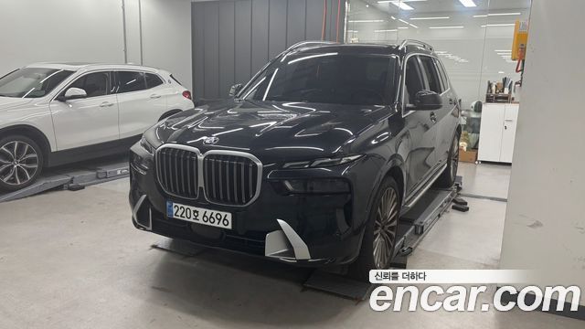 BMW X7 (G07)