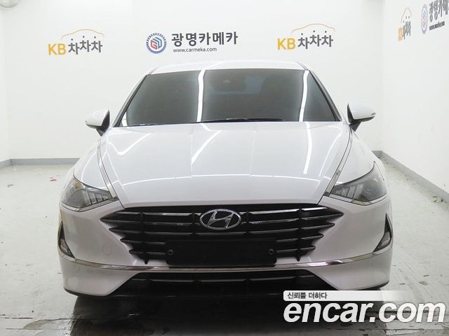 Hyundai Sonata (DN8)
