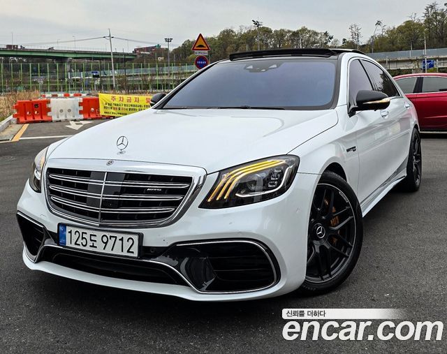 Mercedes-Benz S-Class W222
