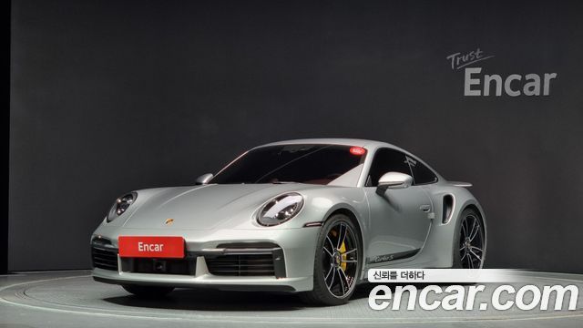Porsche 911 (992)