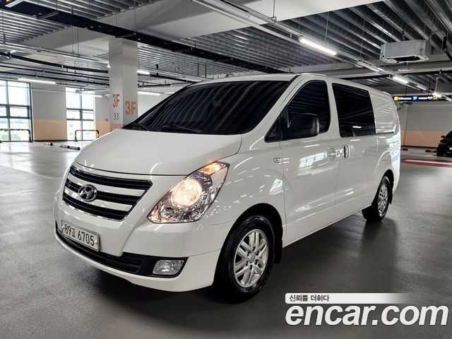 Hyundai Grand Starex
