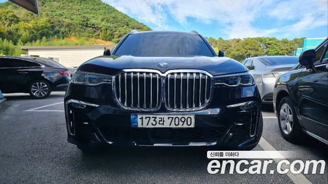 BMW X7 (G07)