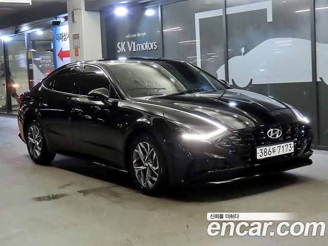 Hyundai Sonata (DN8)